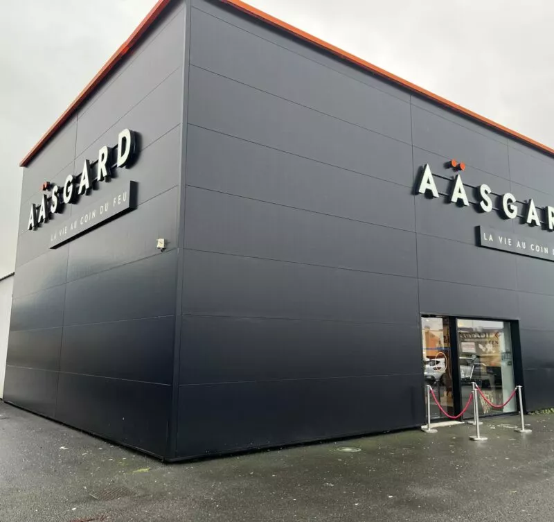 Travaux de bardage extérieur pour l'entreprise Aasgard