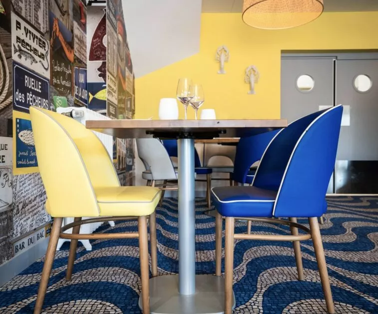 Rénovation et décoration d'un restaurant à Fréhel