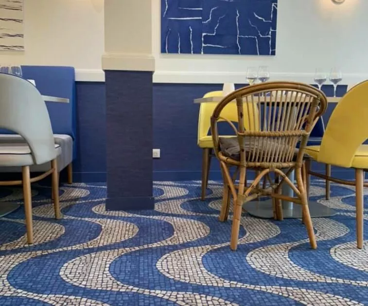 Rénovation et décoration d'un restaurant à Fréhel